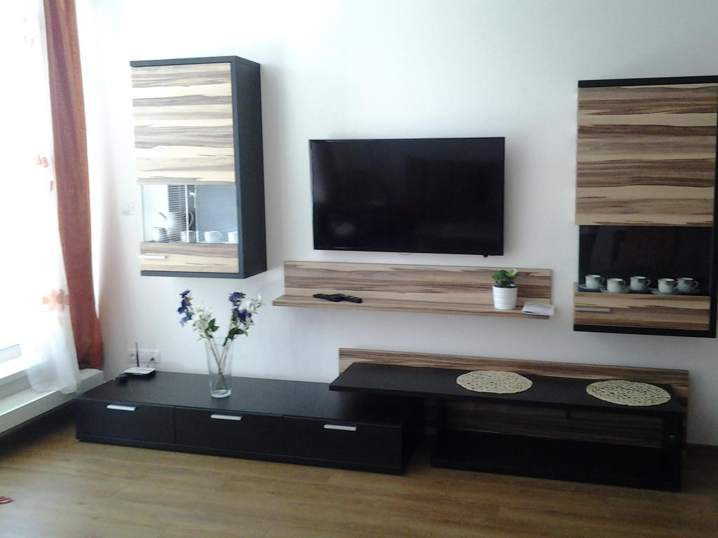 Apartman Residence Nabrezi Beroun  Rum bild